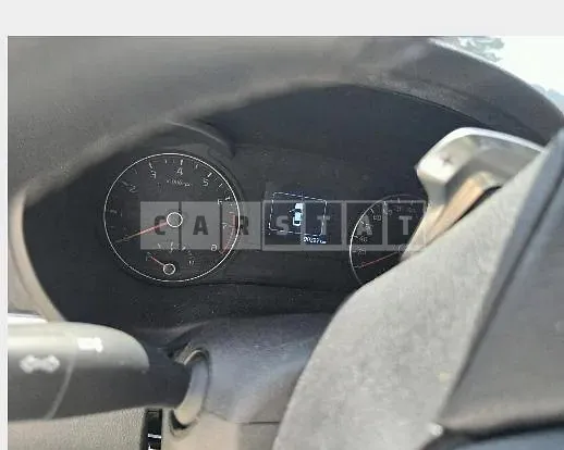Photo 2 of 6: 2015 Kia K5 — Korean insurance auction