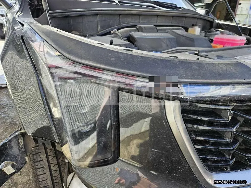 Photo 2 of 4: 2023 Kia (parts) Sorento Hybrid Headlamp — Korean insurance auction