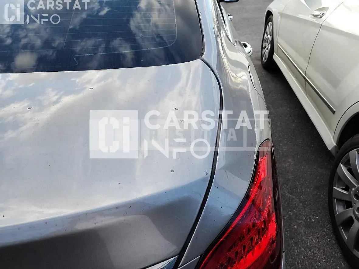 Photo 2 of 14: 2019 Mercedes-Benz C220 d, VIN WDDWF1EB7KR432405 — Korean insurance auction