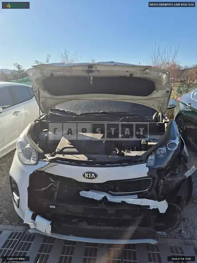 Photo 1 of 28: 2018 Kia Sportage, VIN KNAPN813BJK461094 — Korean insurance auction