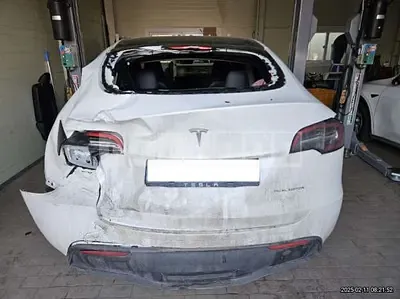 Photo 1 of 12: 2021 Tesla Model Y LongRange — Korean insurance auction