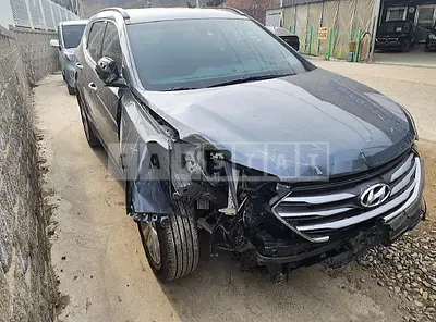 Photo 1 of 29: 2018 Hyundai Santa Fe, VIN KMHSW81ABJU861394 — Korean insurance auction