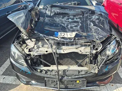 Photo 1 of 8: 2018 Mercedes-Benz E220 d 4Matic — Korean insurance auction