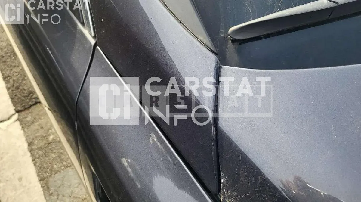 Photo 2 of 12: 2018 Kia K5, VIN KNAGW411BKA252033 — Korean insurance auction
