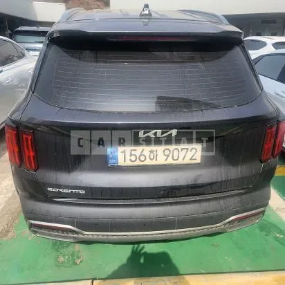 Photo 2 of 10: 2023 Kia Sorento — Korean insurance auction