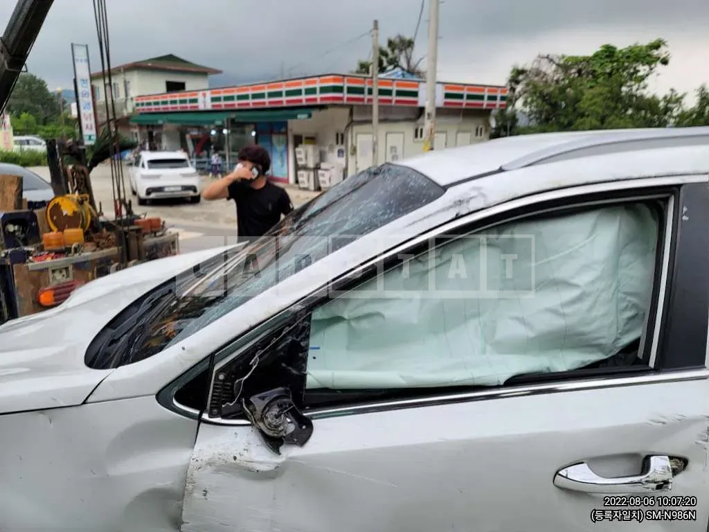Photo 2 of 20: 2018 Kia Sportage, VIN KNAPN813BJK523585 — Korean insurance auction