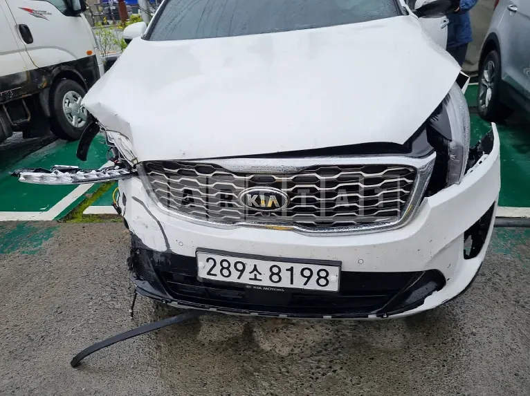 Photo 2 of 20: 2020 Kia Sorento, VIN KNAPS81BDLA636099 — Korean insurance auction