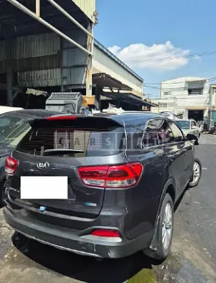 Photo 2 of 10: 2016 Kia Sorento — Korean insurance auction