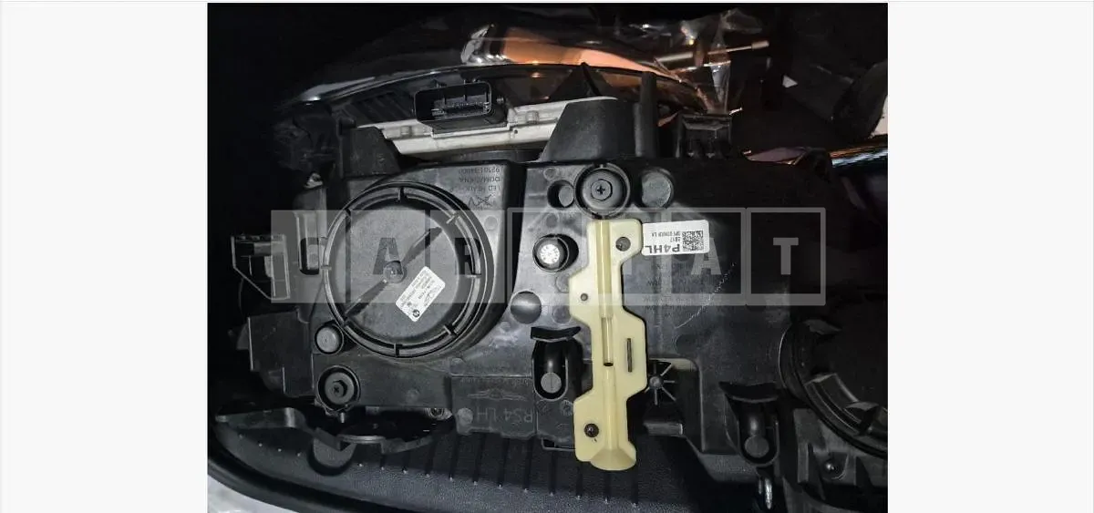 Photo 2 of 3: 2022 Genesis (parts) G90 3.5T Headlamp — Korean insurance auction