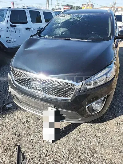Photo 1 of 46: 2014 Kia Sorento 2.2 (4WD) — Korean insurance auction