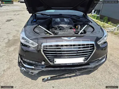 Photo 1 of 19: 2017 Hyundai Genesis EQ900, VIN KMHG541HDJU044012 — Korean insurance auction