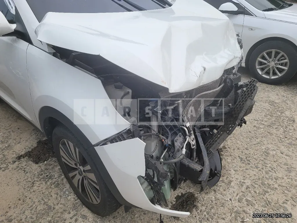 Photo 2 of 5: 2014 Kia Sportage R — Korean insurance auction