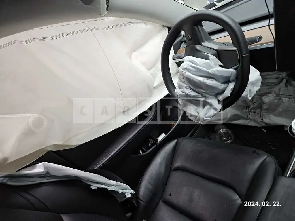 Photo 2 of 24: 2020 Tesla Model 3 Long Range, VIN 5YJ3E1EB7LF725423 — Korean insurance auction