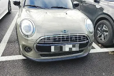 Photo 1 of 6: 2019 MINI Bokni Cooper Five Door — Korean insurance auction