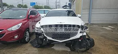 Photo 1 of 14: 2022 Genesis G80 2.5 — Korean insurance auction