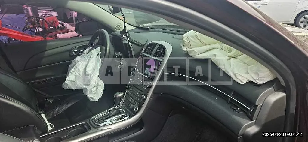 Photo 2 of 21: 2015 Mercedes-Benz E250 BlueTec 4Matic — Korean insurance auction