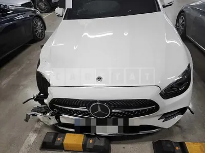 Photo 1 of 49: 2022 Mercedes-Benz E350 4Matic, VIN W1KZF8GB4NB042457 — Korean insurance auction