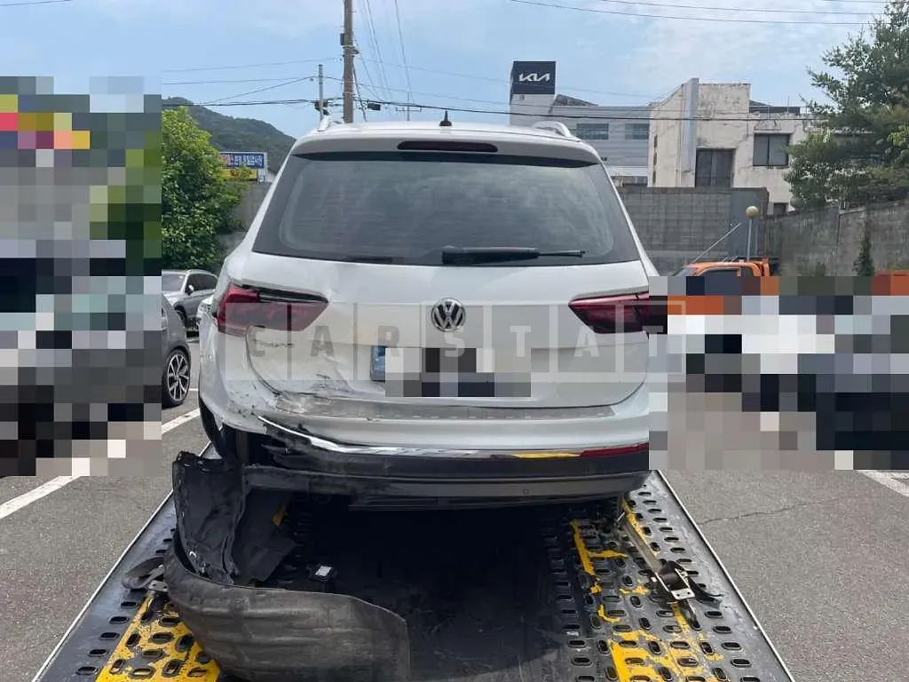 Photo 2 of 28: 2020 Volkswagen Tiguan 2.0 TDI — Korean insurance auction