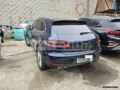 Photo 1 of 7: 2016 Porsche Macan S — Korean insurance auction