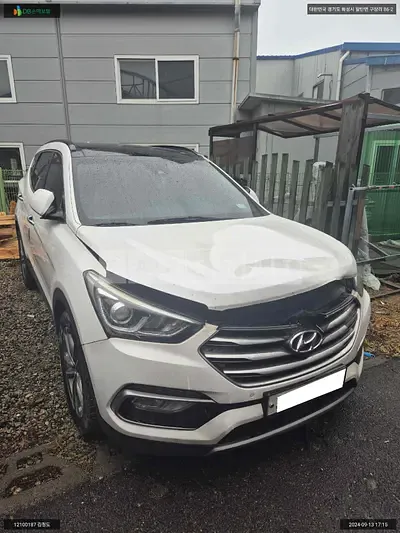 Photo 1 of 14: 2016 Hyundai Santa Fe, VIN KMHSW81XDGU687616 — Korean insurance auction