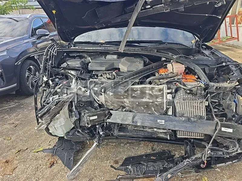 Photo 2 of 45: 2021 Hyundai Tucson Hybrid, VIN KMHJE811BMU023935 — Korean insurance auction