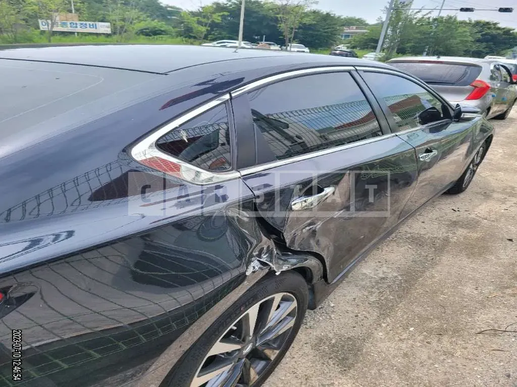 Photo 2 of 12: 2017 Nissan Altima 2.5, VIN 1N4AL3AP9HC239572 — Korean insurance auction