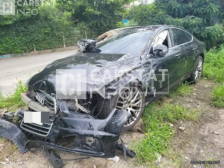 Photo 2 of 9: 2016 Audi A7 50 TDI quattro, VIN WAUZZZ4G8GN125380 — Korean insurance auction