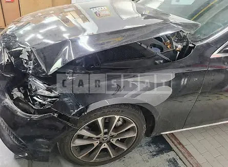 Photo 2 of 21: 2019 Mercedes-Benz E300 4Matic, VIN WDDZF4KB0KA604226 — Korean insurance auction