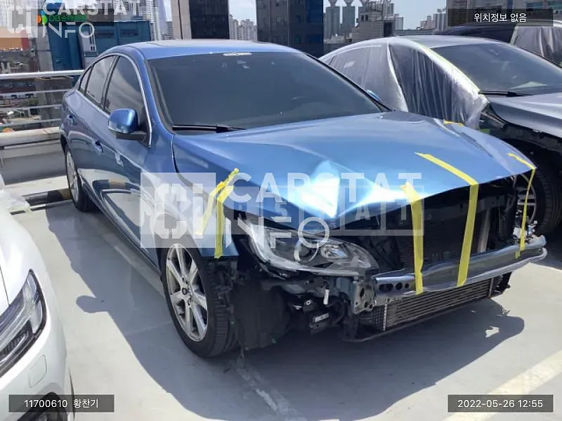 Photo 2 of 38: 2016 Volvo S60D3, VIN YV1FS79B0G2403258 — Korean insurance auction
