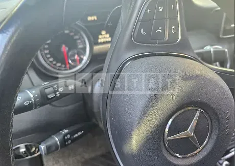 Photo 2 of 25: 2019 Mercedes-Benz GLA220 — Korean insurance auction