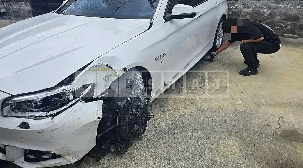 Photo 2 of 11: 2016 BMW 520d xDrive — Korean insurance auction