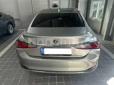 Photo 1 of 15: 2024 Lexus ES300h — Korean insurance auction