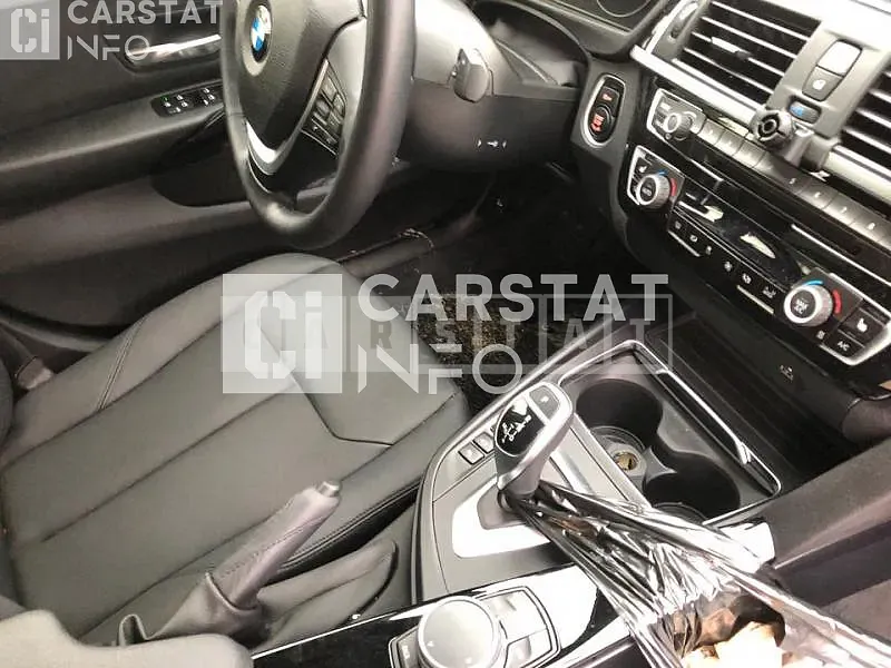 Photo 2 of 4: 2019 BMW 420i Gran Coupe, VIN WBA4H3105LCD14174 — Korean insurance auction