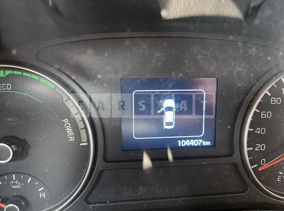 Photo 2 of 6: 2016 Kia K5 2.0 (Hybrid), VIN KNAGU41CBGA003145 — Korean insurance auction