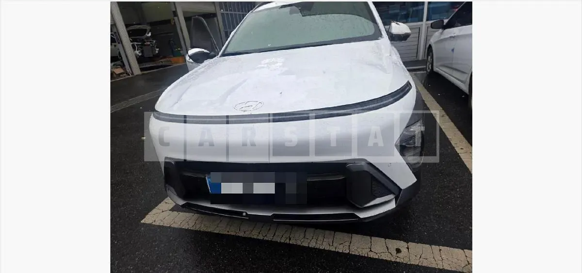 Photo 2 of 42: 2023 Hyundai Kona Hybrid — Korean insurance auction