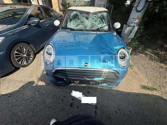 Photo 2 of 31: 2018 MINI Cooper — Korean insurance auction