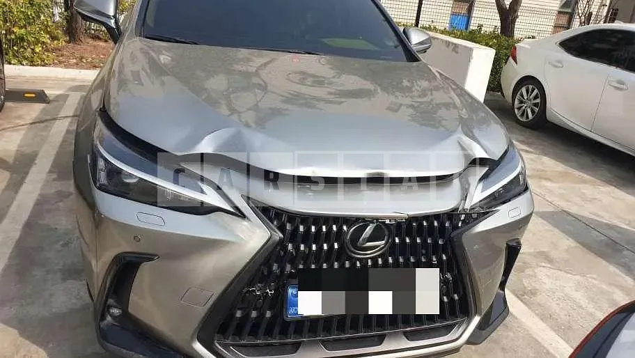 Photo 2 of 36: 2023 Lexus NX450h+ — Korean insurance auction