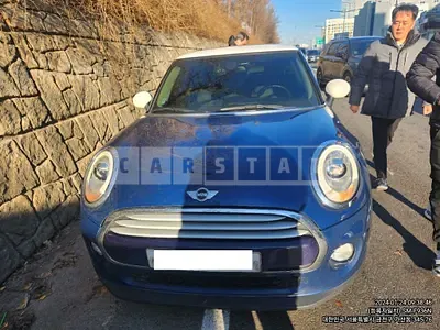 Photo 1 of 15: 2015 MINI Cooper D, VIN WMWXN3105F3A64476 — Korean insurance auction