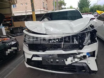 Photo 1 of 12: 2023 Kia Sorento 1.6 Hybrid — Korean insurance auction