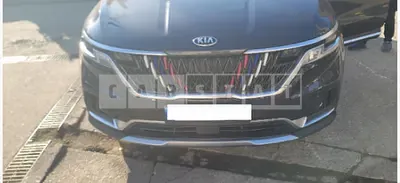 Photo 1 of 14: 2021 Kia Carnival — Korean insurance auction