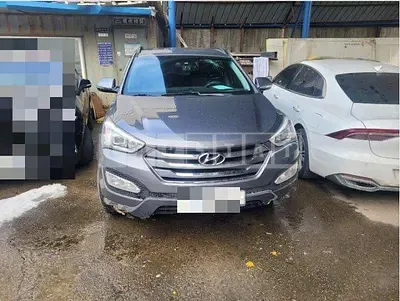 Photo 1 of 8: 2014 Hyundai Santa Fe DM 4WD — Korean insurance auction