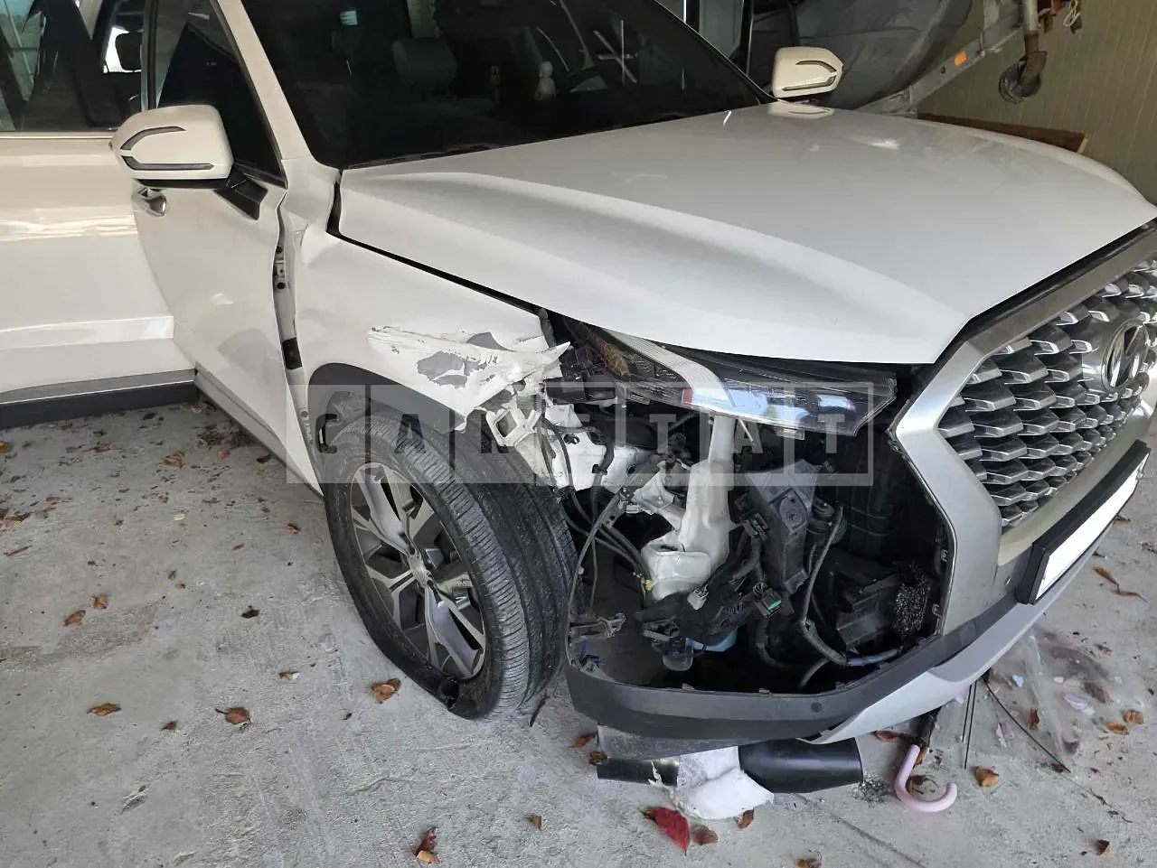 Photo 2 of 17: 2020 Hyundai Palisade, VIN KMHR381EBLU123900 — Korean insurance auction